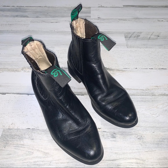 La Barca | Black Ankle Boots - Picture 3 of 8